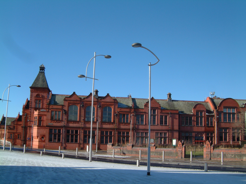 street lighting manufacturers uk